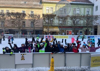 3c – SCHOOL on ICE